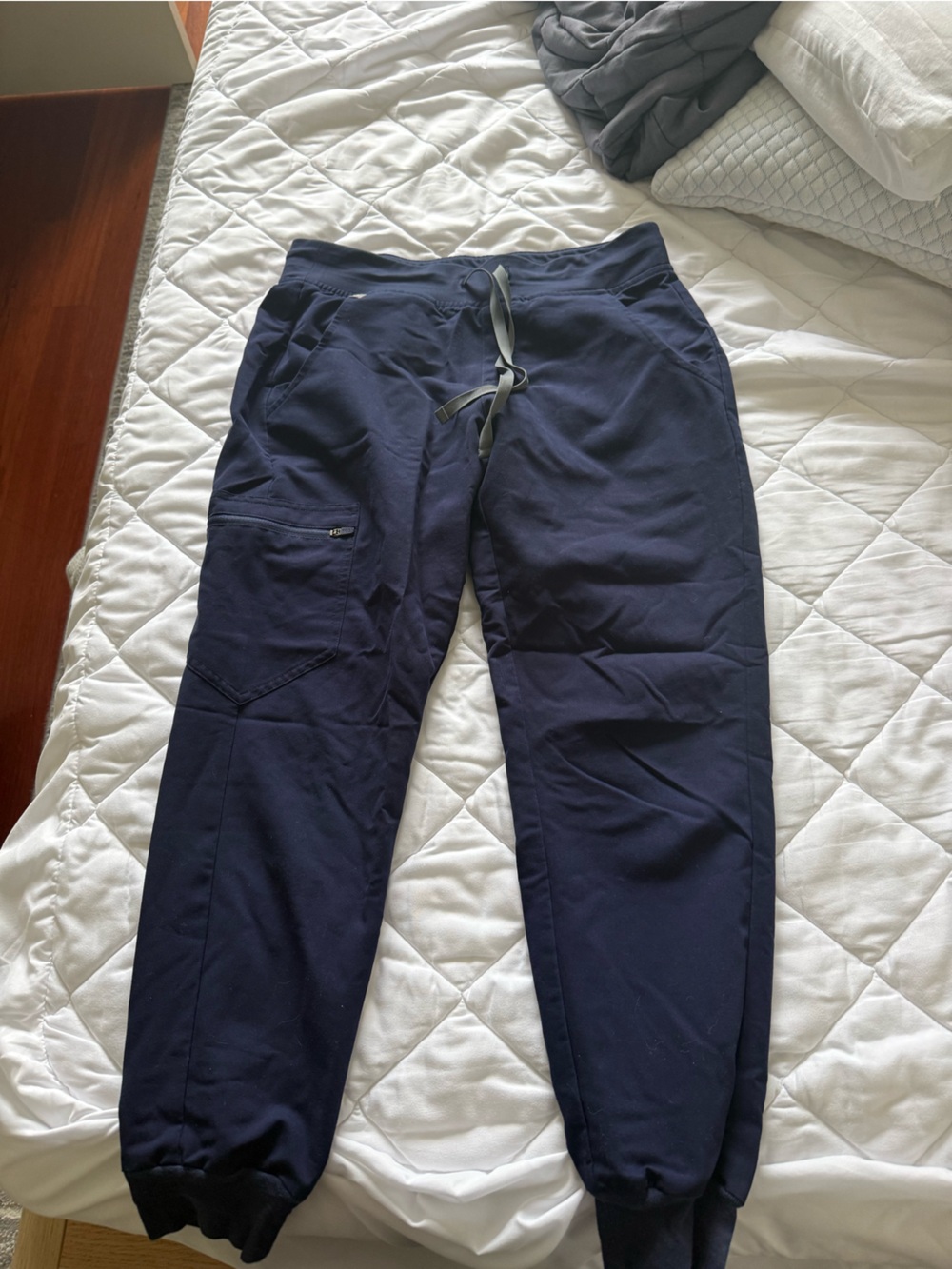 Figs Navy Women's Zamora Jogger Scrub Pant
